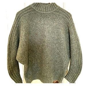 Philosophy hunter green sweater